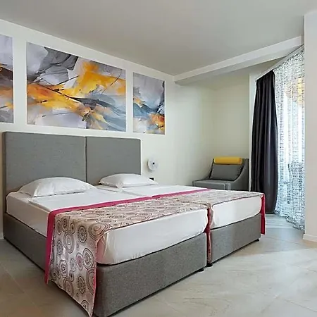 Sh Dolce Mare Hotel 4*